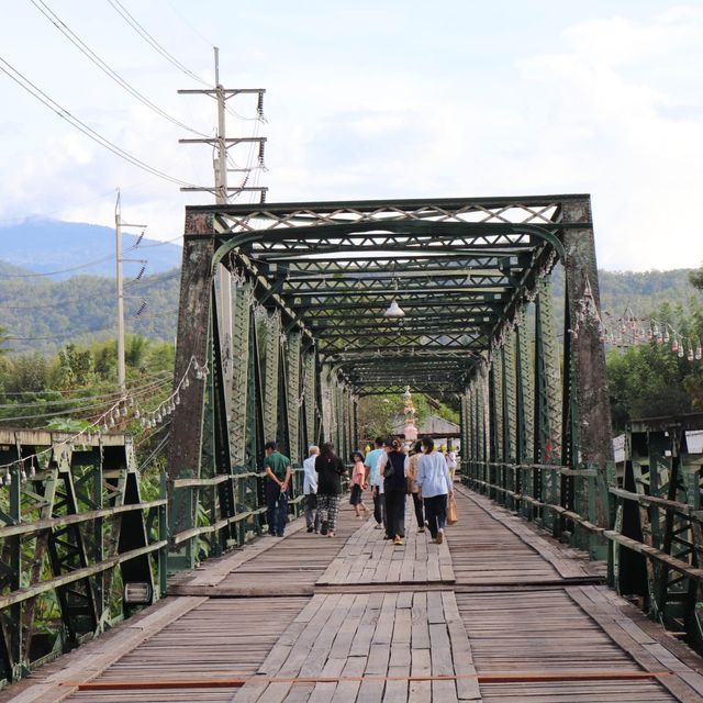 สะพานประวัติศาสตร์ท่าปาย (Ta Pai Memorial Bridge)
