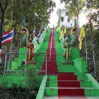 ไหว้สาพระธาตุดอยเล็ง เมืองน่าน