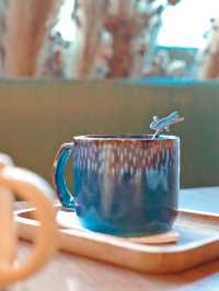 浪漫花海打卡Cafe ~ 走過十萬八千里找到你  