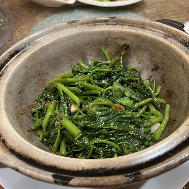 Legend Seafood Restaurant 