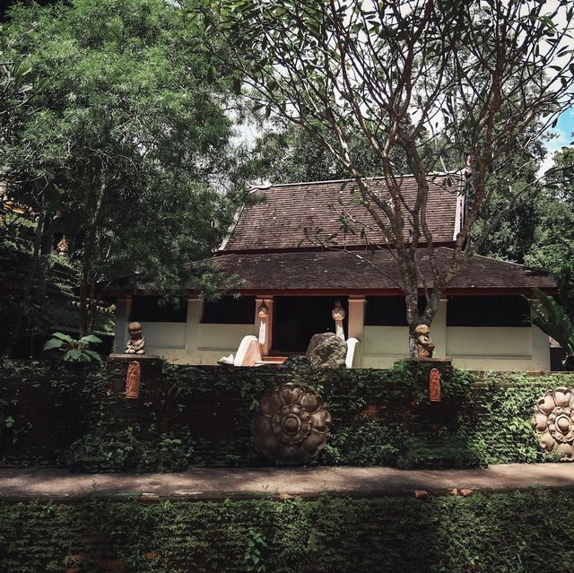 วัดผาลาด 