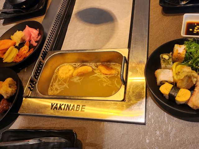 일식 샤부와 고기를 함께 먹고 싶다면 YAKINABE