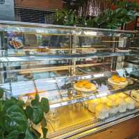 Thai Baht Art Antique and Bistro ร้านสุดเกร๋ 