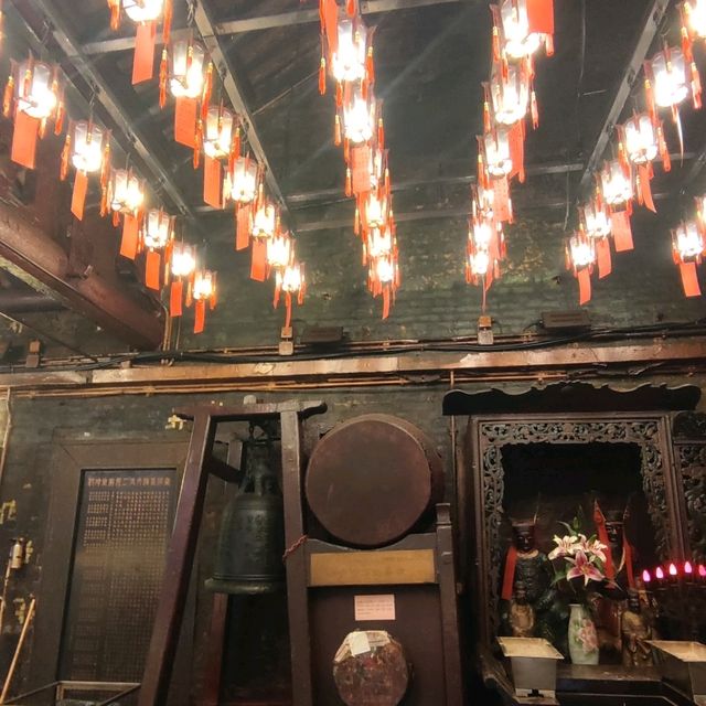 法定古蹟~上環最古老文武廟🏯