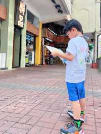 將主導權交比小朋友 遊歷油麻地