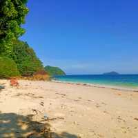 อนุสรณ์สถานเกาะช้าง จ.ตราด