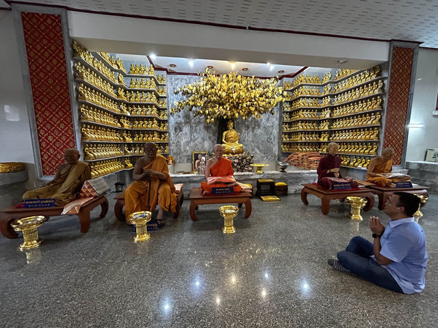 Walk up 166m in Awe of 20m Golden Buddha