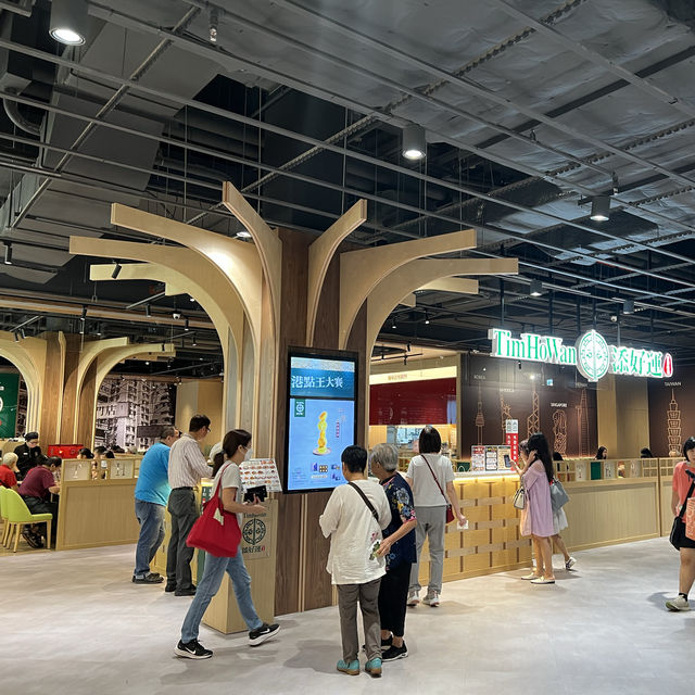 新店新地標-誠品生活 裕隆城