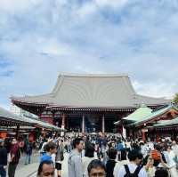 永遠人來人往熱鬧的淺草寺