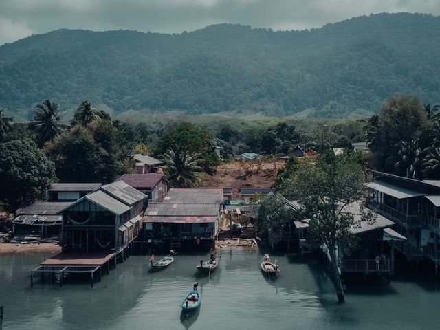 ชุมชนเก่าเเก่บ้านเกาะลันตา
