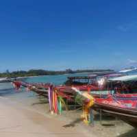ร่องเรือชมบรรยากาศ​ เกาะแตน  สมุย
