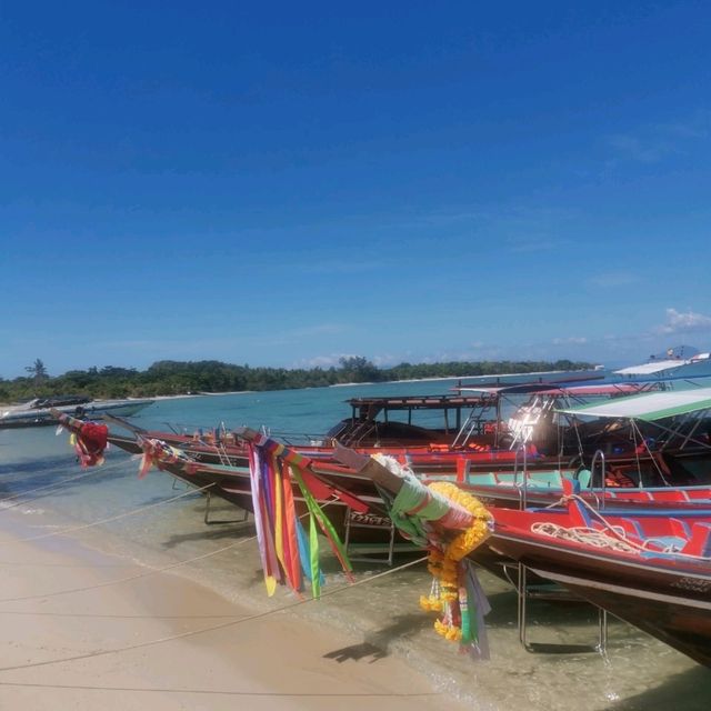 ร่องเรือชมบรรยากาศ​ เกาะแตน  สมุย