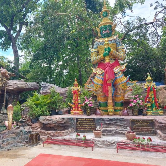 วัดป่าปากโดม