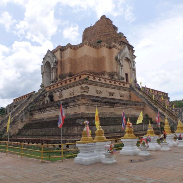วัดเจดีย์หลวงวรวิหาร 