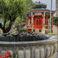 Legendary Temple in Hong Kong 