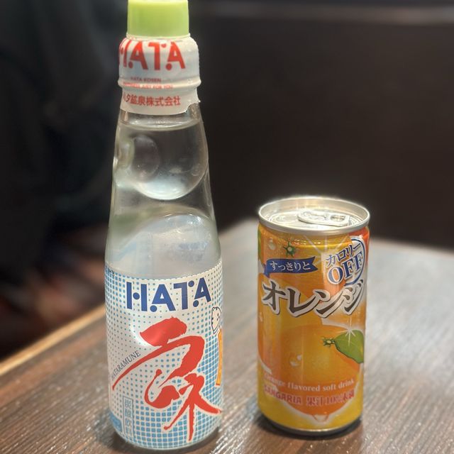 創意港風拉麵店 
