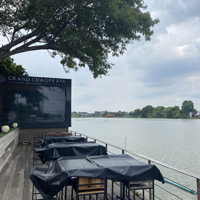大城河畔玻璃屋餐廳