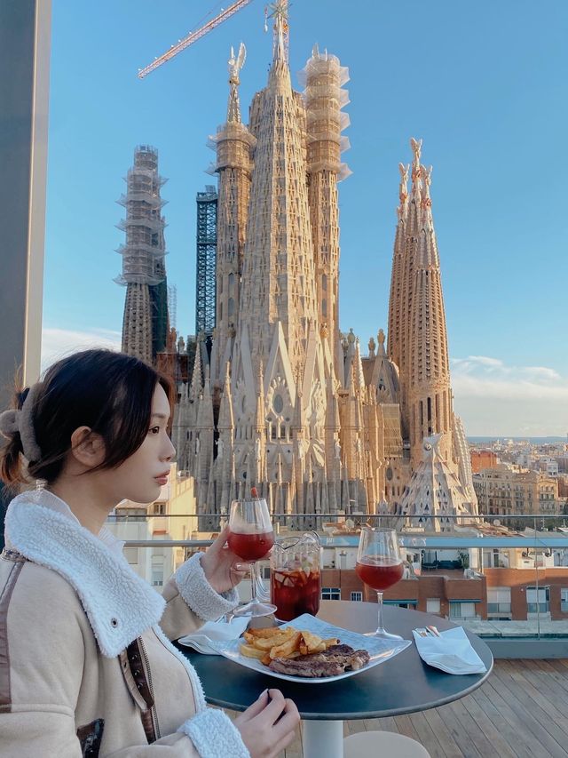 西班牙🇪🇸 巴塞隆納｜私房景點聖家堂最佳觀賞地