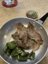 ร้านอาหารลับย่านสิรินธร