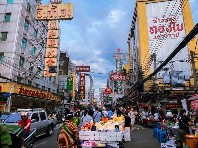 ถนนเยาวราช ที่ถ้ามีโอกาสต้องมาเยือนซักครั้ง 