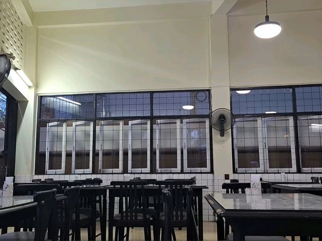 ถนอมโภชนา ร้านอาหารไทยในตำนานเมืองเชียงใหม่