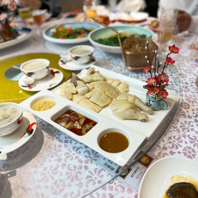 皮脆肉嫩嘅白切雞？真心推介一試❤️