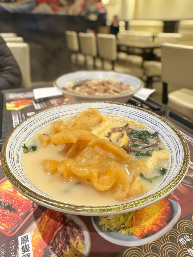 鰂魚涌鮮味濃郁魚湯烏冬🐟