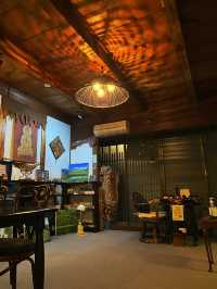 A restaurant in 100 years old house 💯