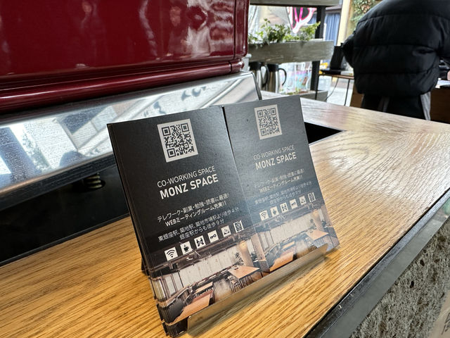 東京・門前仲町。『MONZ CAFE』の苺アンドック