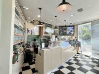 Sweet Talk Phuket คาเฟ่น่ารักริมหาดกะรน จ.ภูเก็ต