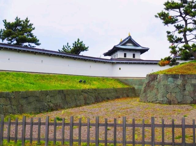 Matsumaejō Castle Ruins