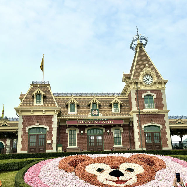「迪士尼樂園Frozen主題園區，美國小鎮大街的高顔值雪糕！」