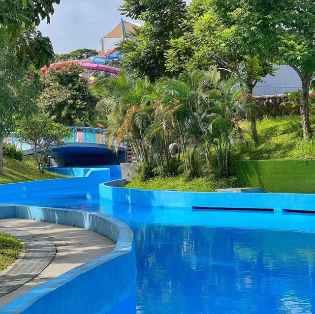 泰國Ayutthaya水上樂園：歡樂時光