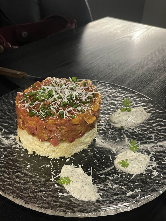 발산 감각적인 술집 안주가 맛도리인 ‘무드무드’