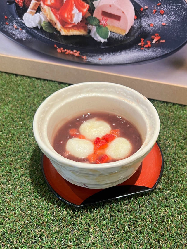 【福岡グルメ】いちごのスイーツやフードが盛りだくさん！