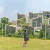 ที่พักเขาใหญ่สระว่ายน้ำลอยฟ้าใหญ่ที่สุดในไทย