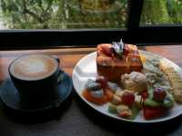 พามาชิมกาแฟตุรกี ที่ ZHIV COFF