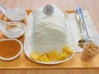 แวะมาทานบิงซู ณ สมหวาน