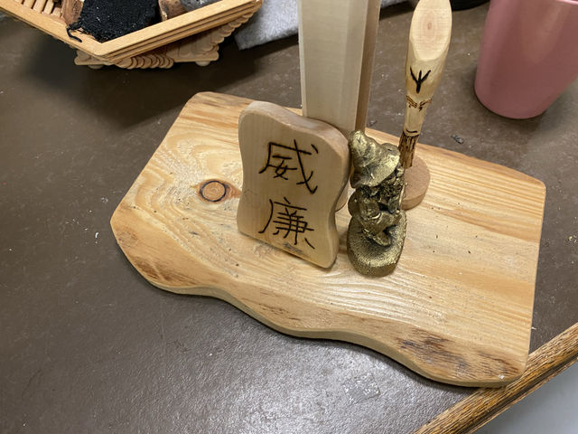 冰島｜熱情的石頭收藏家