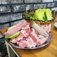 서귀포 중문 맛집)동네갈비 - 중문관광단지 제주도민 돼지생갈비, 돼지양념갈비 맛집