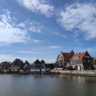 A Day Trip to the Seaside Town of Volendam