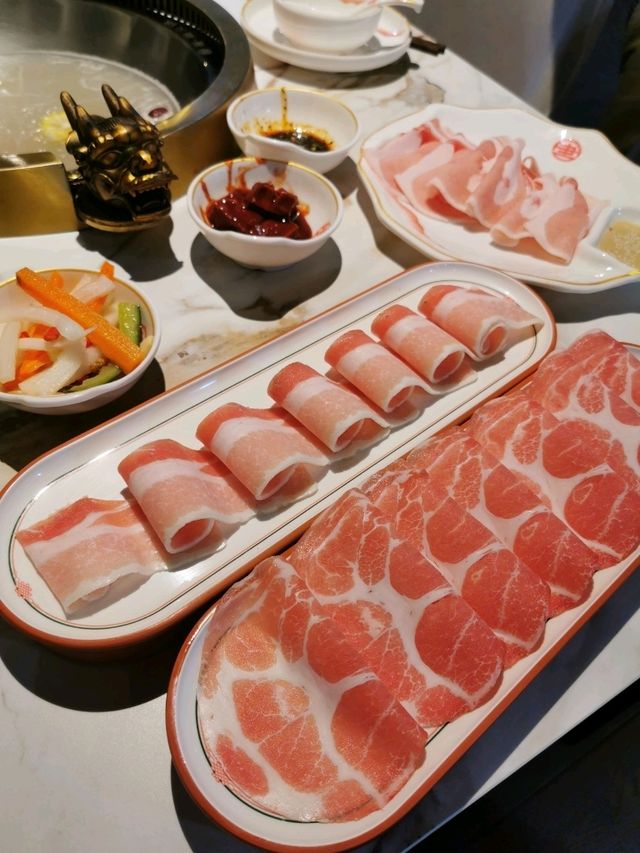 KUNSHINE HOTPOT บุฟเฟ่ต์ชาบูหม่าล่าสุดคุ้ม