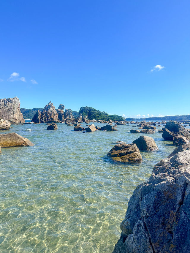 【和歌山】の絶景スポット、橋杭岩の魅力🏞️✨