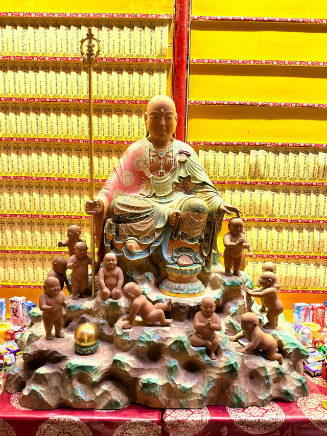 シンガポール　シンガポール観光　Buddha Tooth Relic Templeはパワースポット過ぎた！