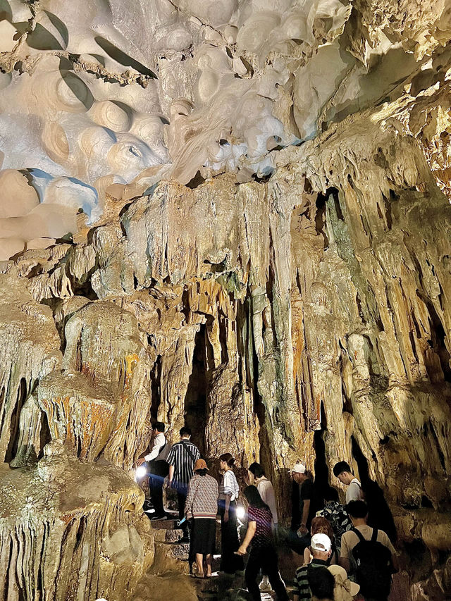 Visit Surprise Cave In Halong Bay Vietnam🇻🇳✨