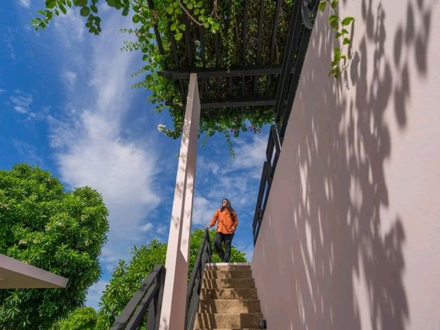 ที่พักหัวหินไม่ติดทะเล แต่ติดสระทุกห้อง