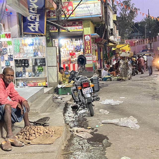 「菩提迦耶：佛陀成道地，人民依然現苦相」