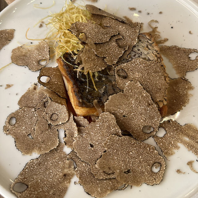 Recommend: extra truffles in every dish💯