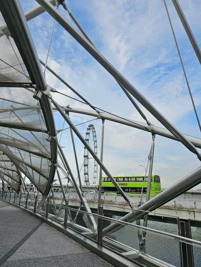 Helix Bridge สะพานแห่งอนาคต ✨️