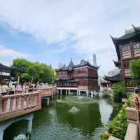 A Hidden Oasis: Discover Tranquility in the Heart of Shanghai at Yu Garden